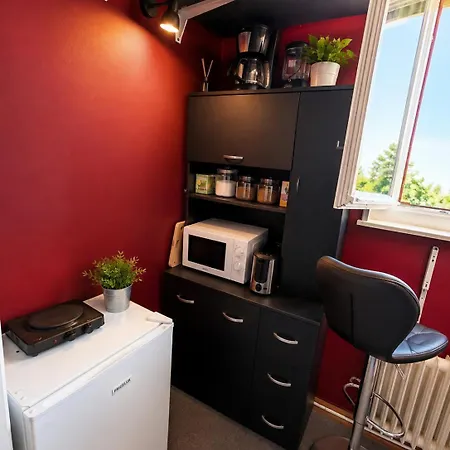 Red Appartement